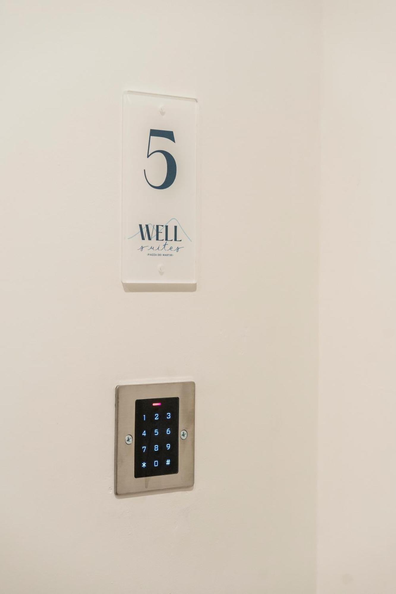 Well Suites - Piazza Dei Martiri Napoli Ngoại thất bức ảnh