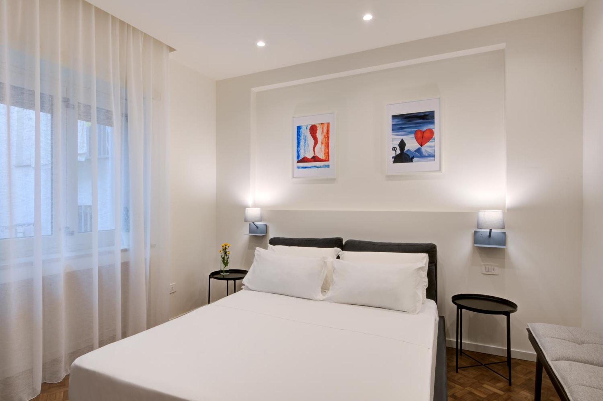 Well Suites - Piazza Dei Martiri Napoli Ngoại thất bức ảnh