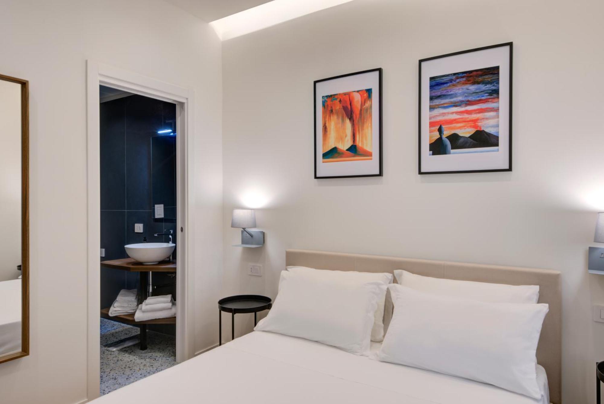 Well Suites - Piazza Dei Martiri Napoli Ngoại thất bức ảnh
