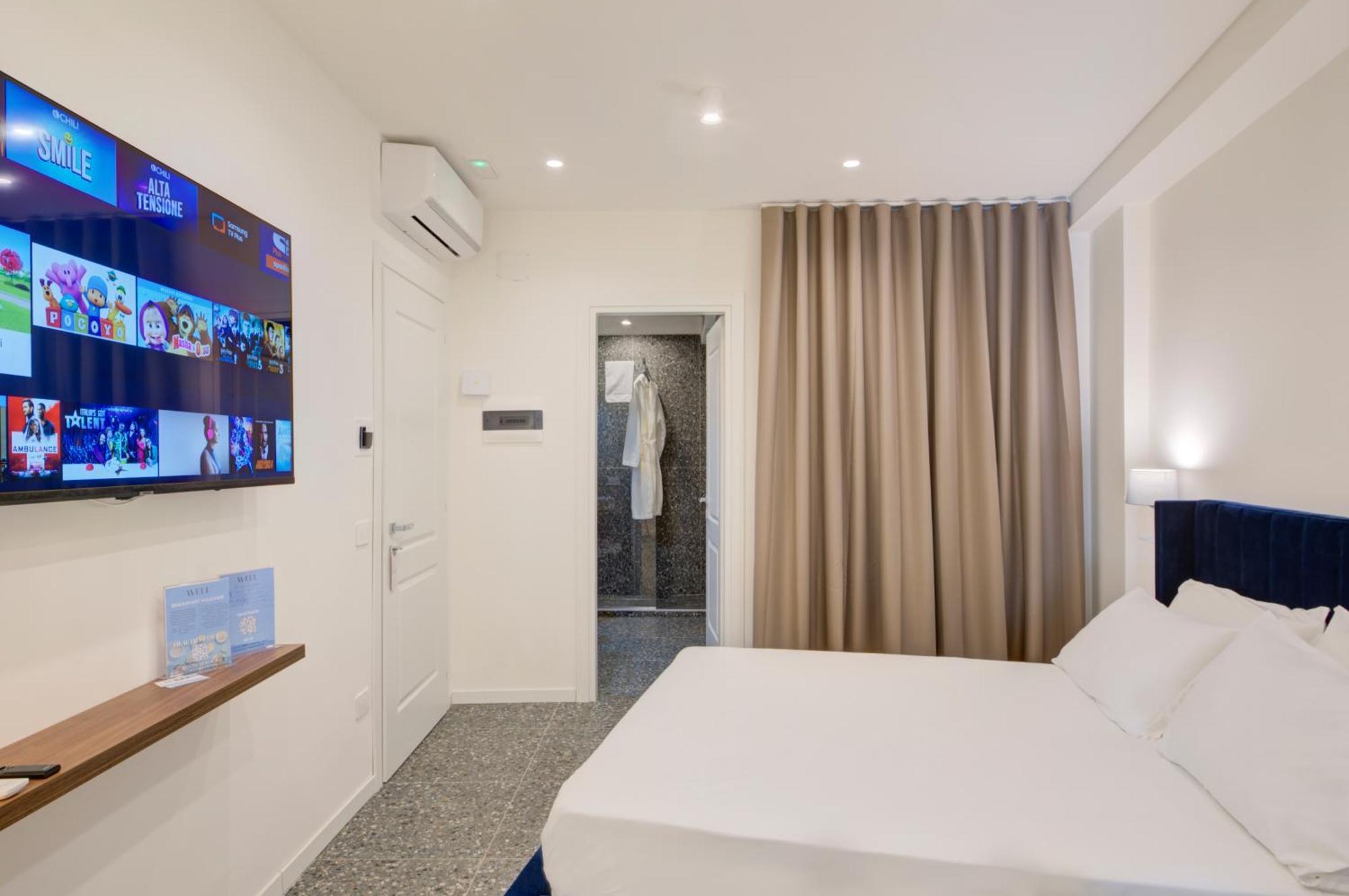 Well Suites - Piazza Dei Martiri Napoli Ngoại thất bức ảnh